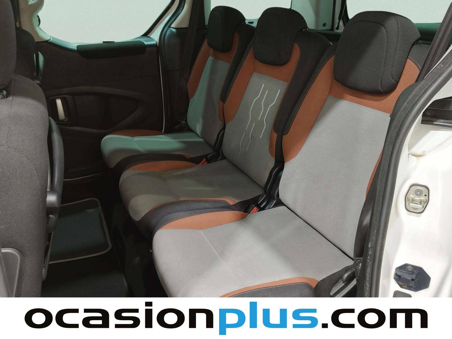 Foto asientos traseros Peugeot Partner Peugeot Partner Tepee Tepee Combi BlueHDI 100 Style (100 CV)