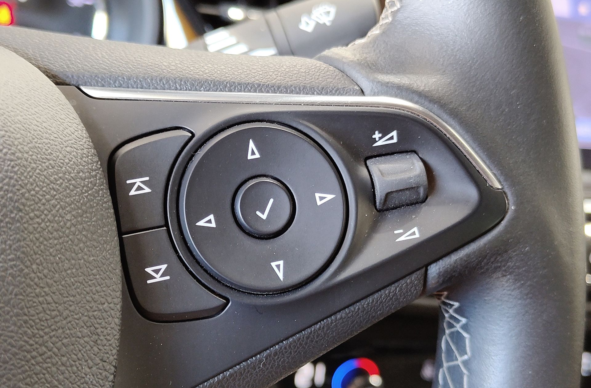 Opel Insignia GS 1.5 Turbo XFT Innovation - foto 29