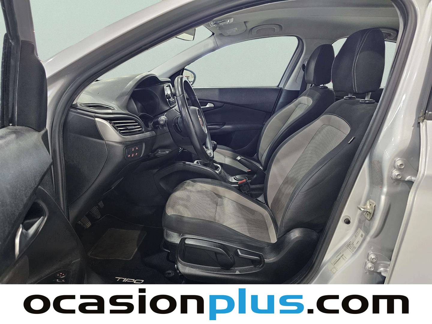 Foto asientos delanteros Fiat Tipo Fiat Tipo 1.4 16v Easy (95 CV)