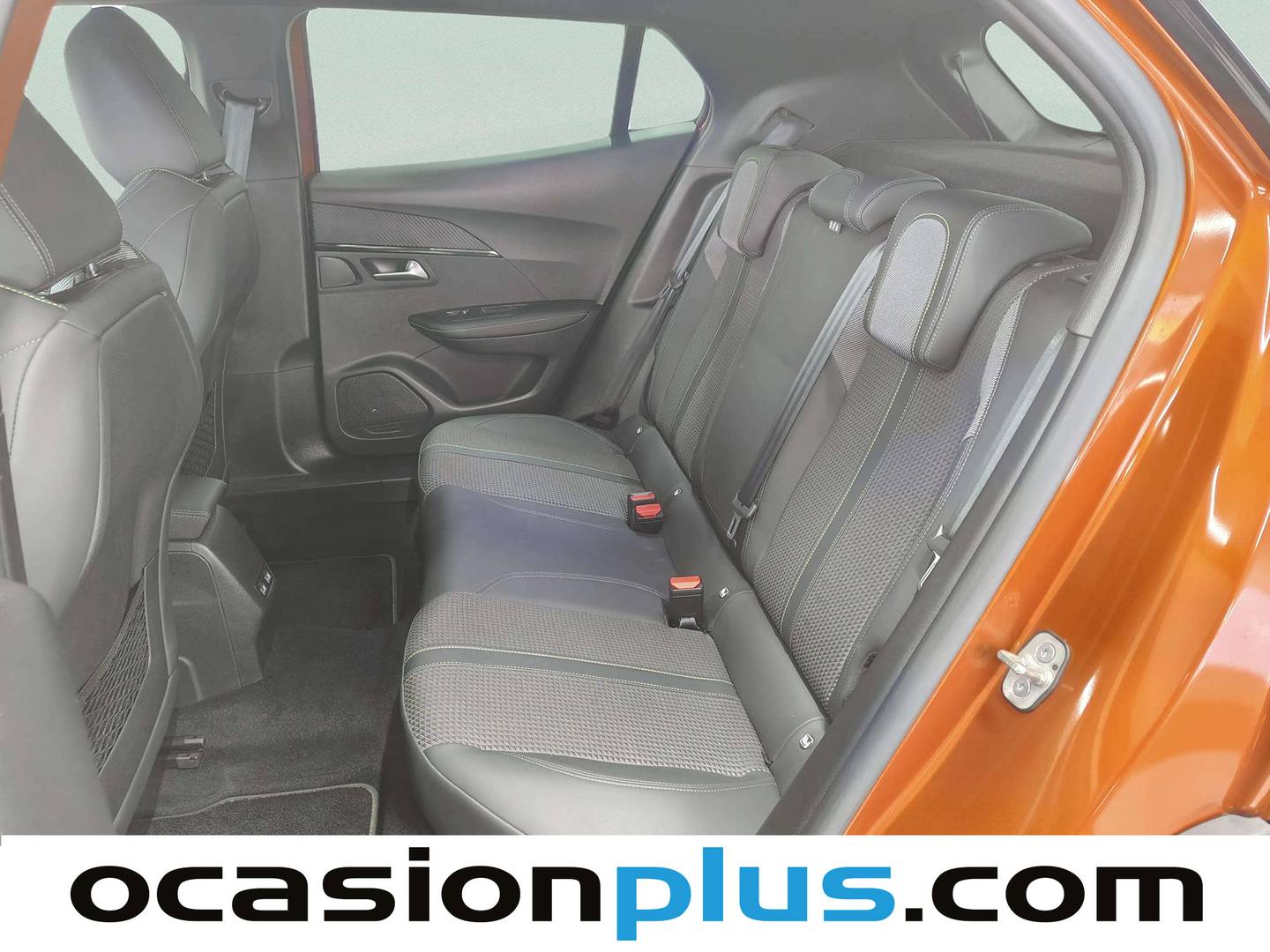 Foto asientos traseros Peugeot 2008 Peugeot 2008 PureTech 130 S&S GT EAT8 (130 CV)