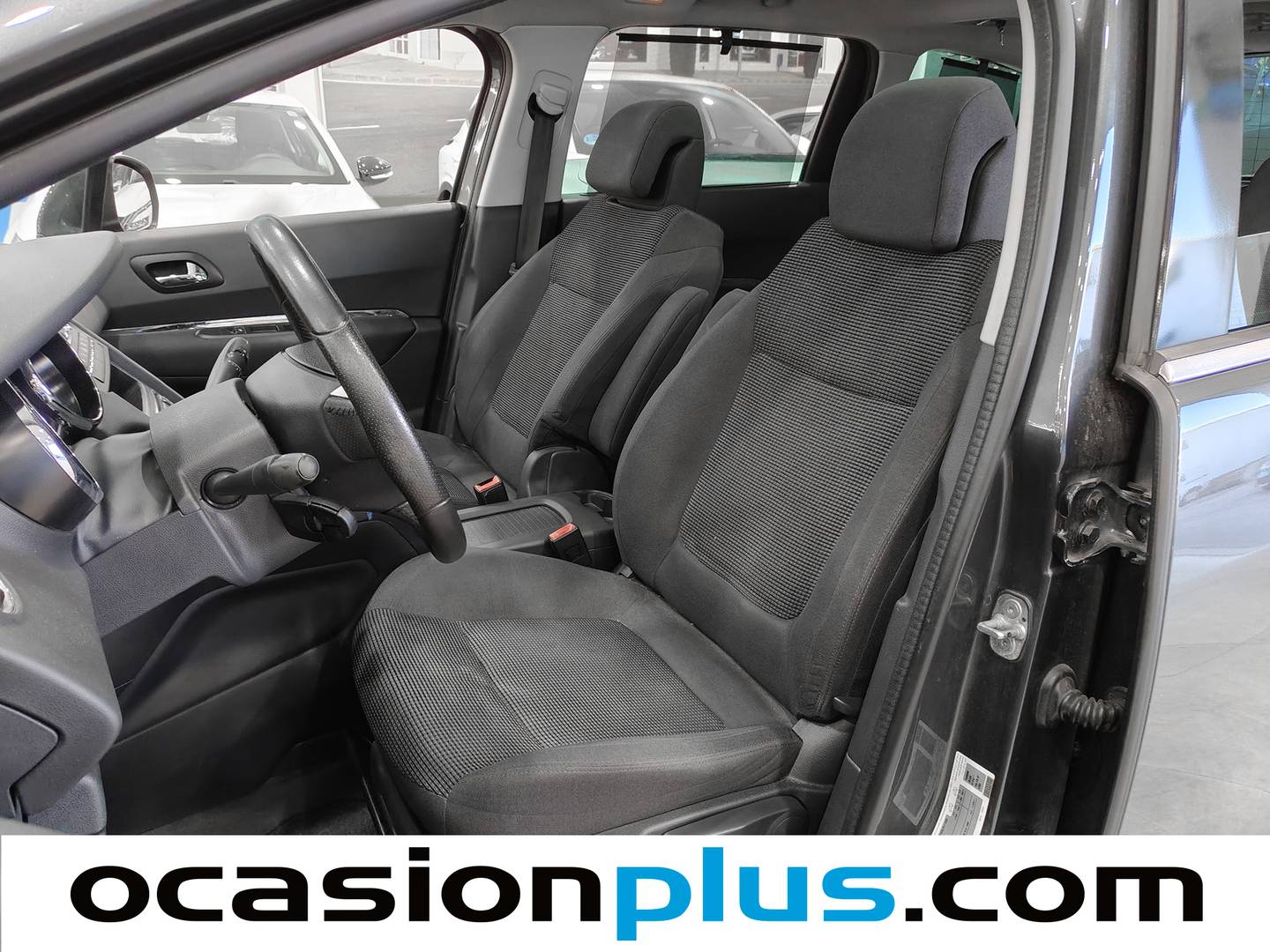 Foto Peugeot 5008 Peugeot 5008 1.6 BlueHDi FAP Allure (120 CV) 7 Plazas