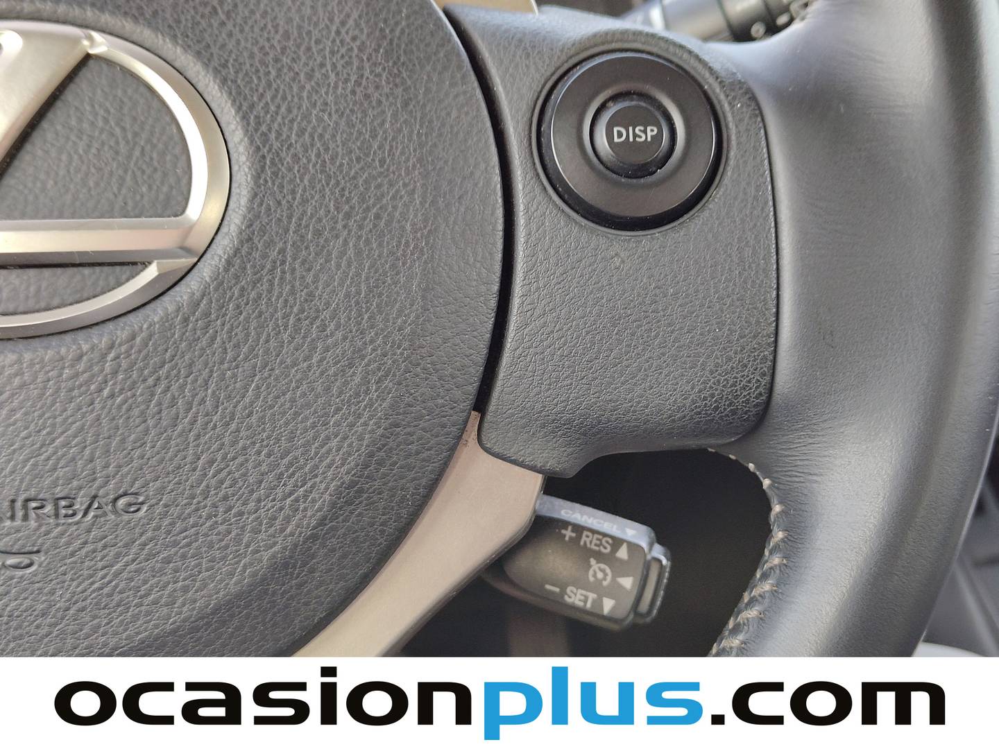 Acabados Lexus CT Lexus CT 200h Executive + Navibox (136 CV)