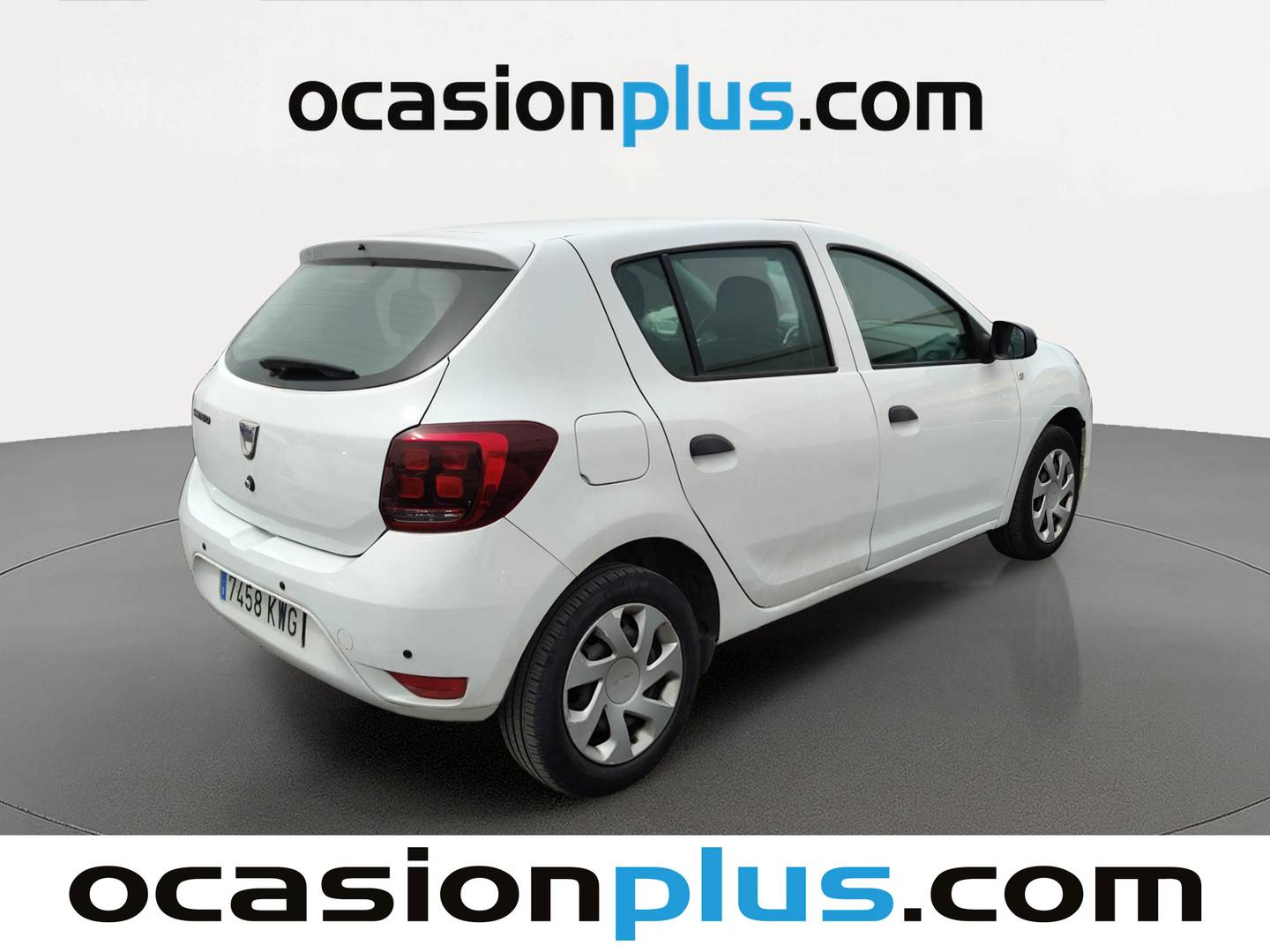 Foto trasera Dacia Sandero Dacia Sandero Essential 1.0 (73 CV) derecha