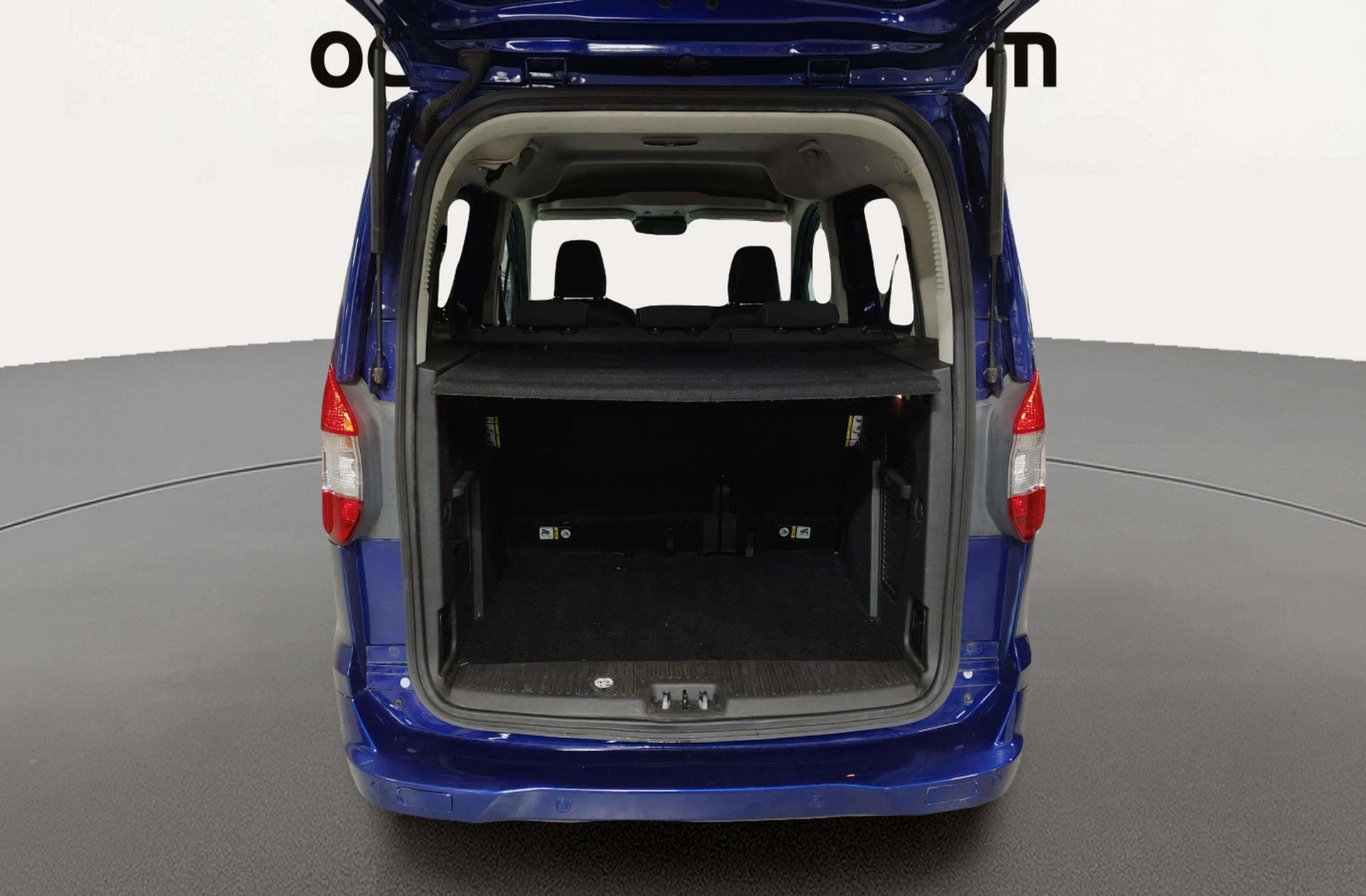 Ford Tourneo Courier 1.0 EcoBoost Titanium - foto 13