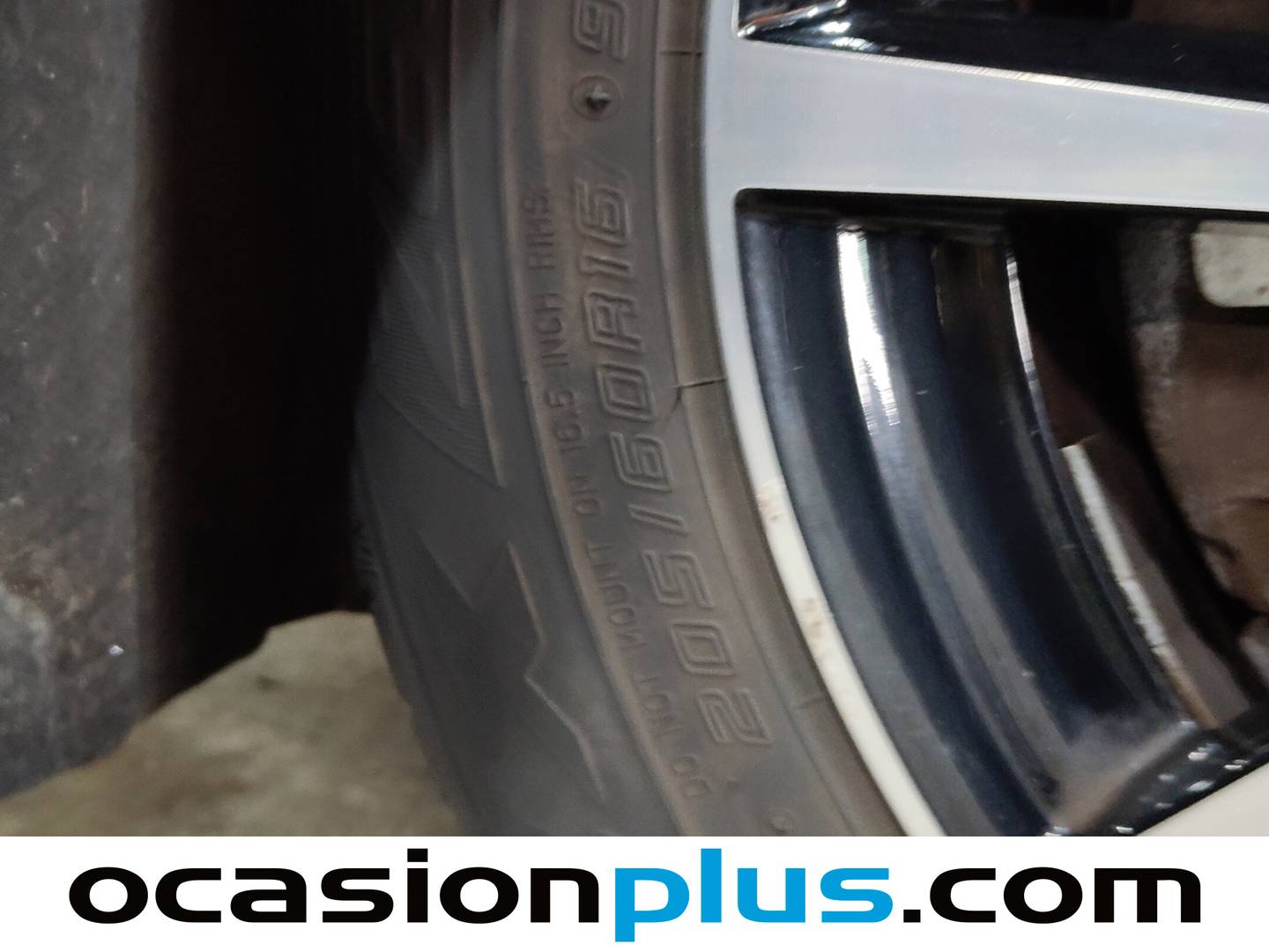Volvo V40 Cross Country Volvo V40 Cross Country D2 Cross Country Auto (120 CV) de segunda mano