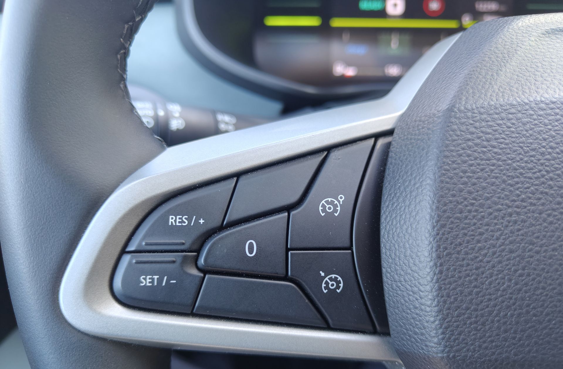 Dacia Jogger Extreme Hybrid 7 plazas - foto 24