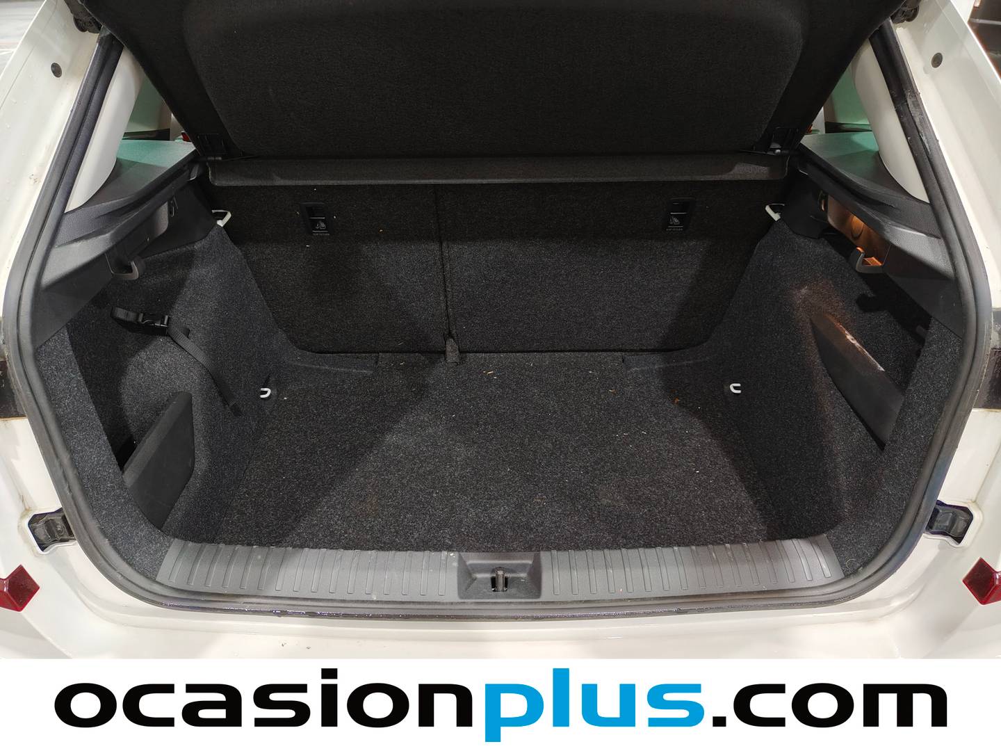 Fotos maletero Skoda Kamiq Skoda Kamiq 1.0 TSI Selection (115 CV)