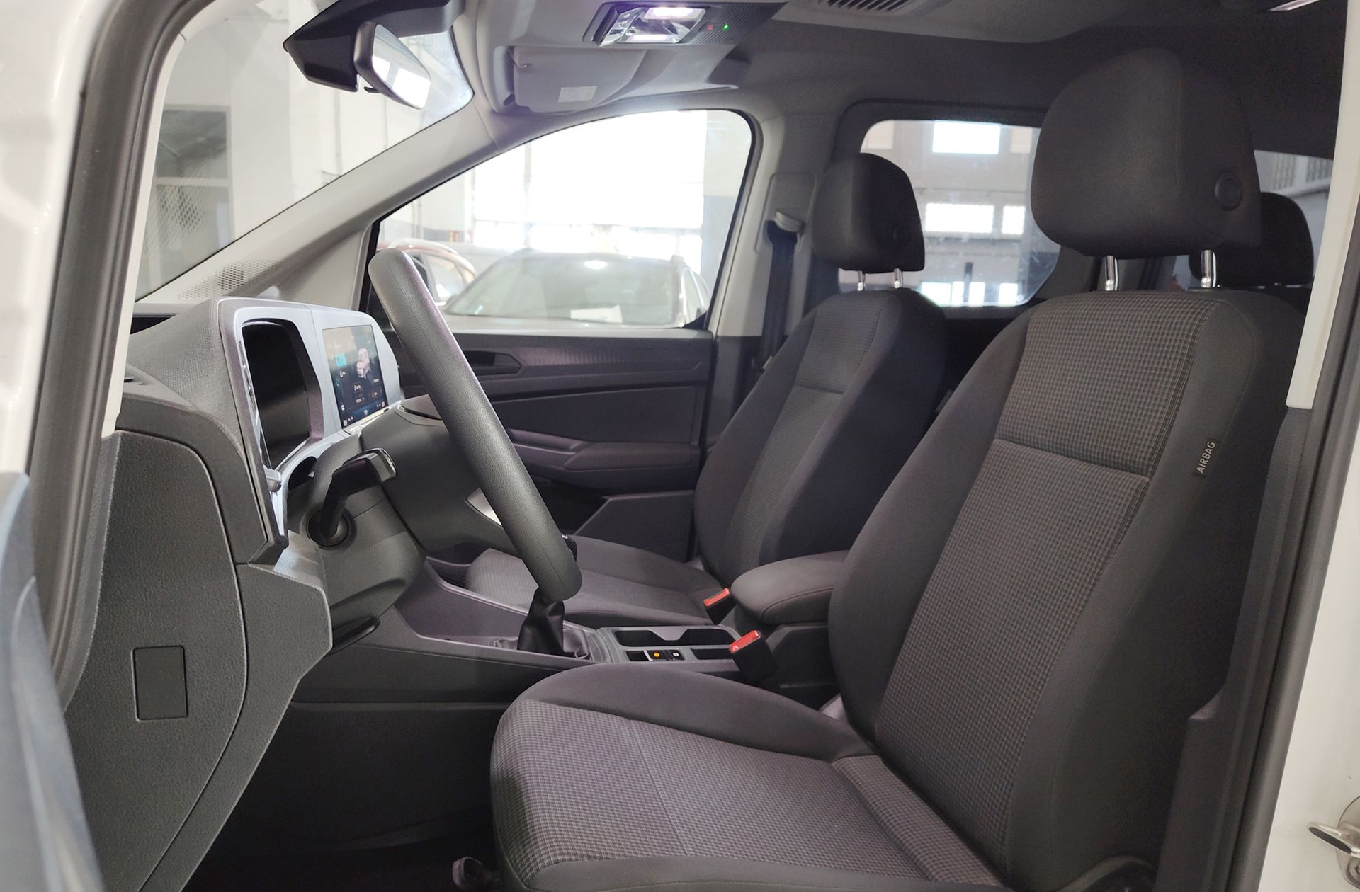 Volkswagen Caddy Maxi Origin 2.0 TDI - foto 9