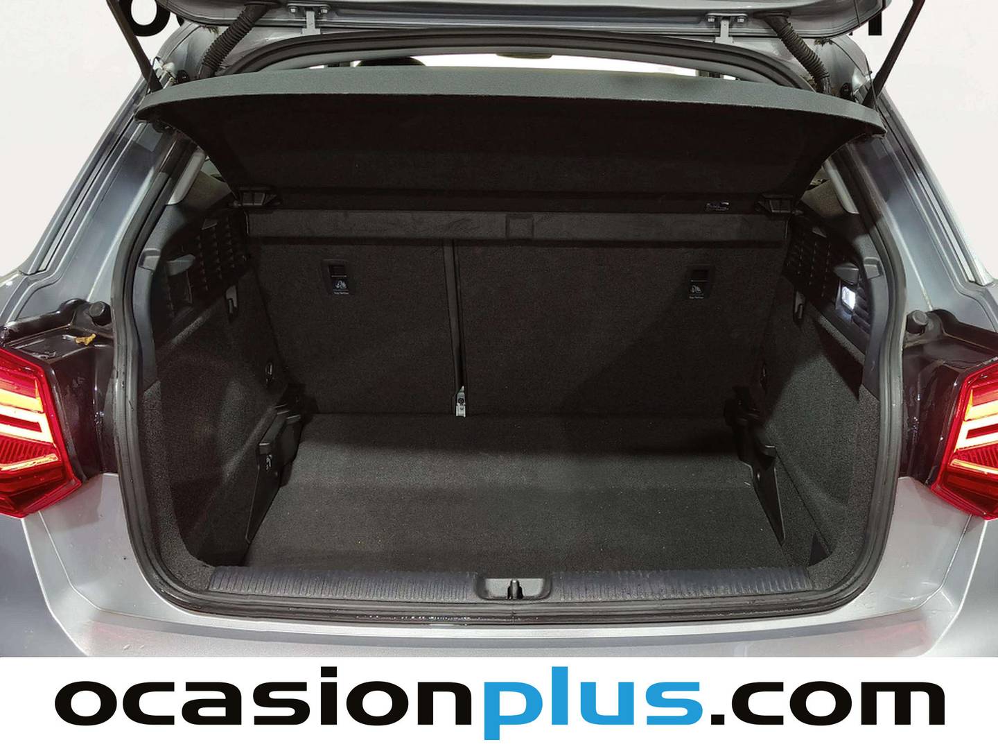 Foto asientos delanteros Audi Q2 Audi Q2 Advanced 30 TDI (116 CV) S tronic