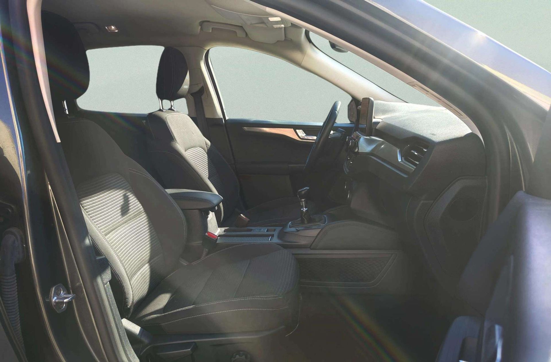 Ford Kuga 2.0 EcoBlue MHEV Titanium - foto 18