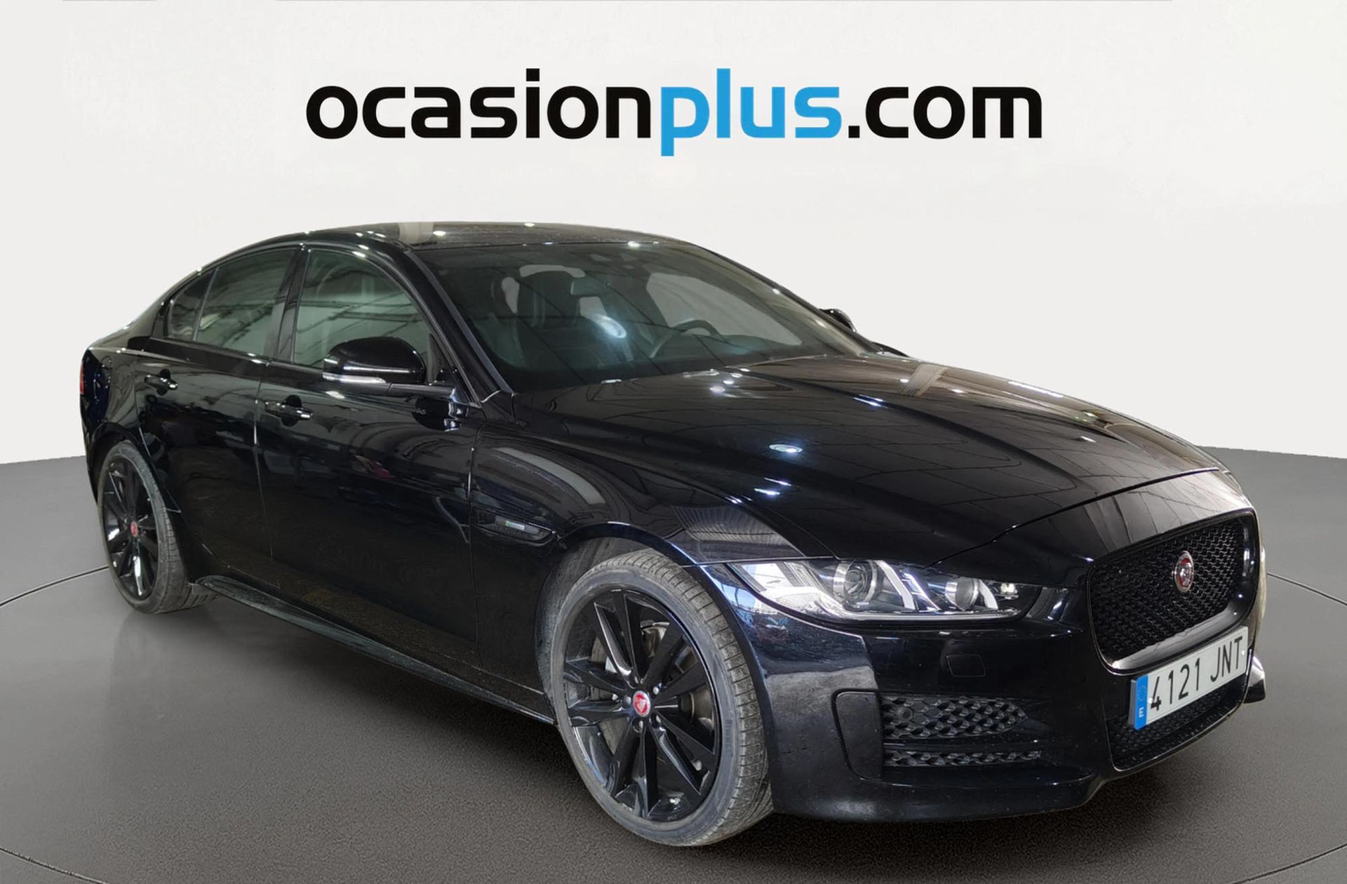 Jaguar XE 2.0 Diesel R-Sport RWD - foto 2