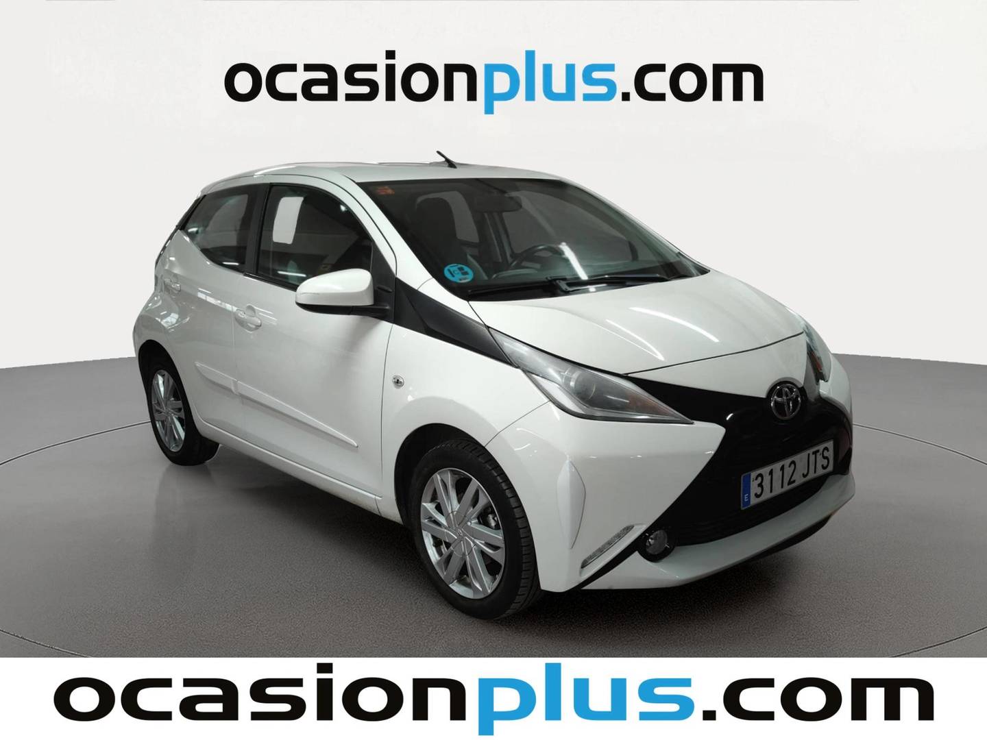 Foto delantera Toyota Aygo Toyota Aygo 1.0 70 x-play (69 CV) derecha