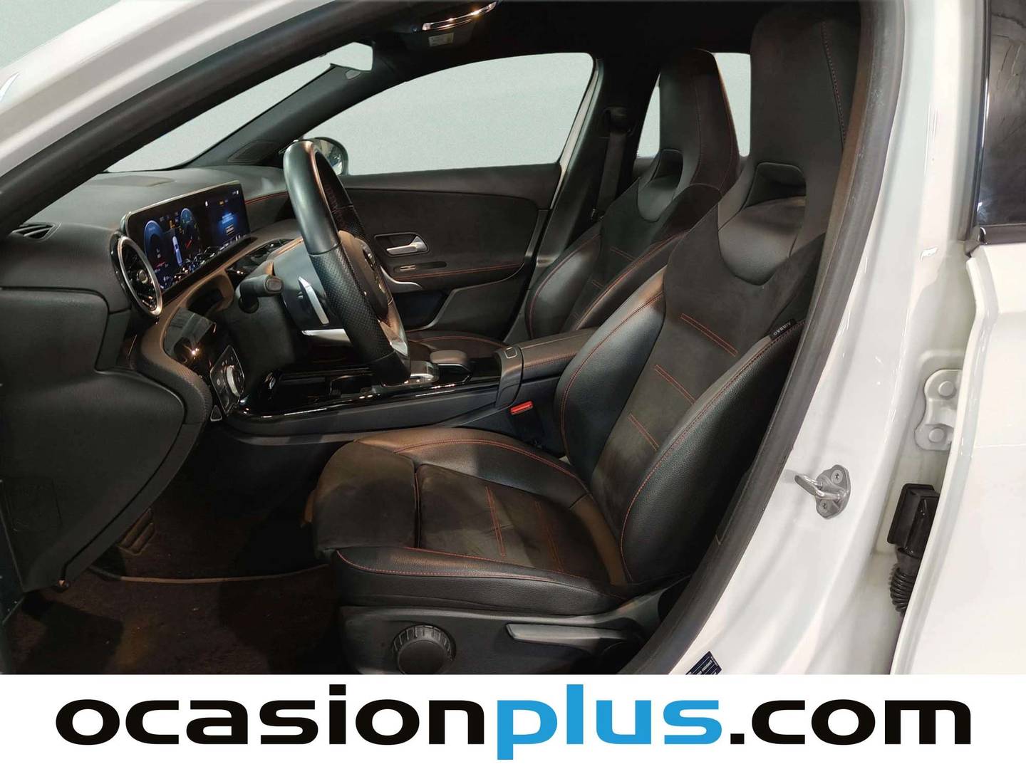 Foto asientos delanteros Mercedes Clase A Mercedes-Benz Clase A 200  Pack AMG (163 CV)