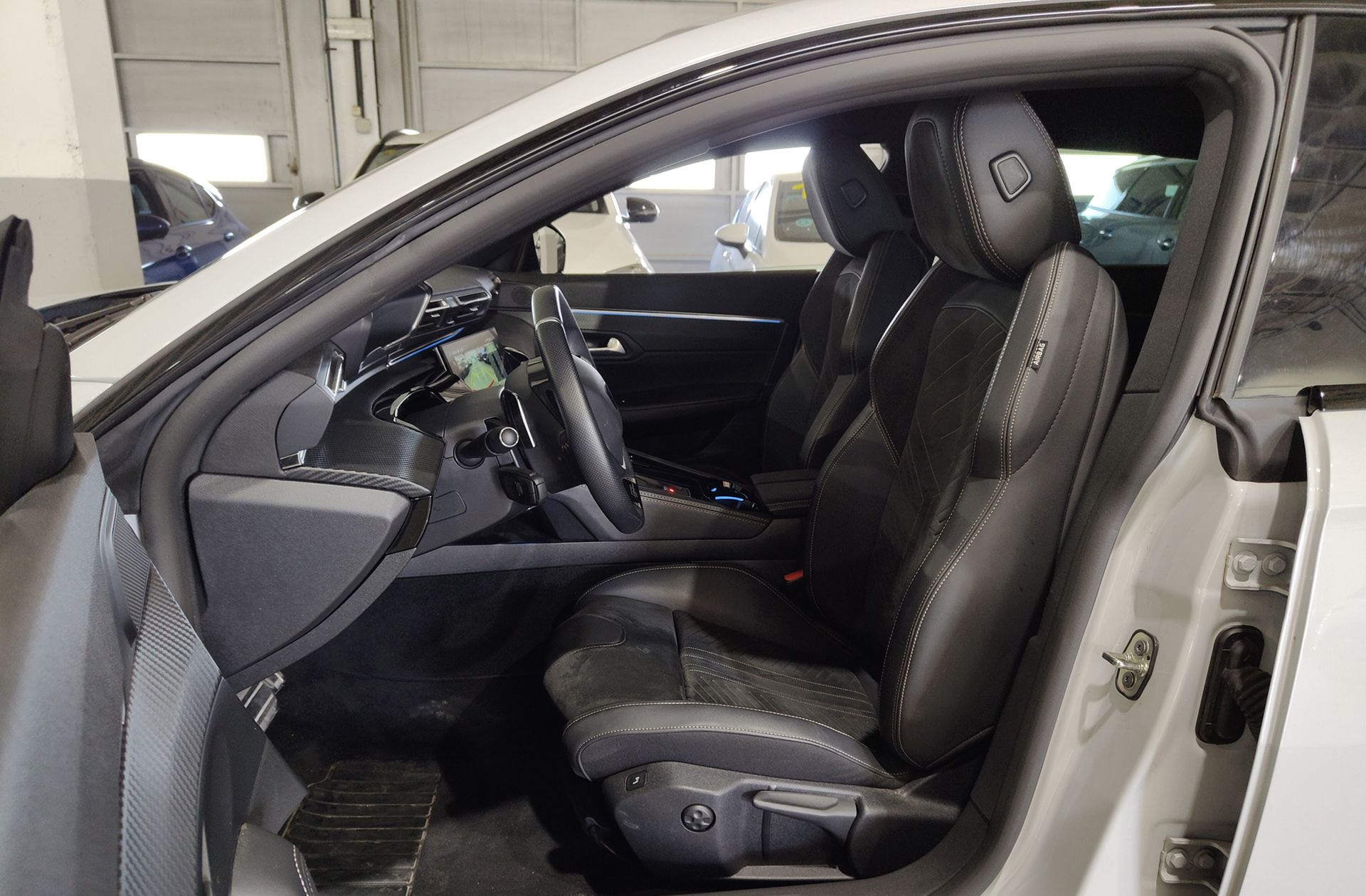 Peugeot 508 SW BlueHDi 130 GT EAT8 - foto 12