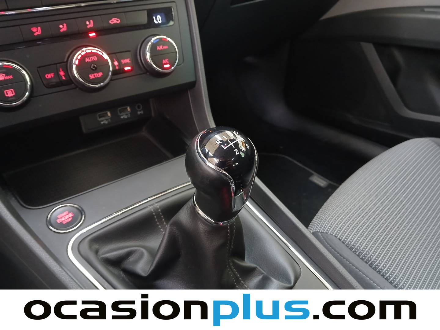 Seat León Seat León ST 1.5 EcoTSI S&S Style Edition Nav (130 CV) de segunda mano