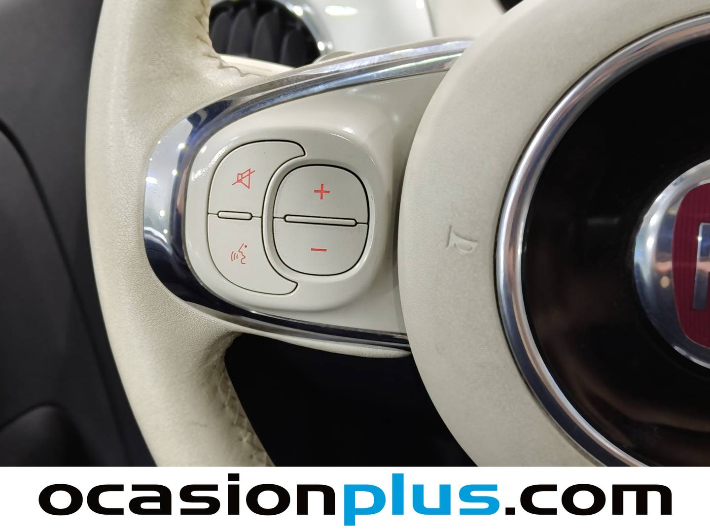 Foto Fiat 500 Fiat 500 1.2 8v Lounge (69 CV)