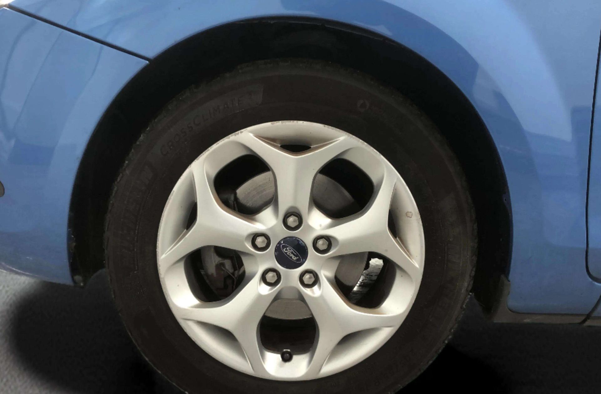 Ford Focus 1.6 TDCi Titanium - foto 25