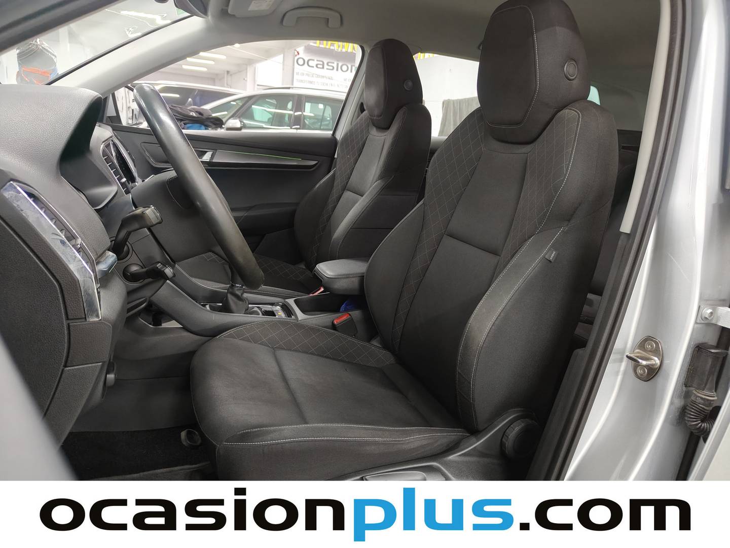 Foto asientos delanteros Skoda Karoq Skoda Karoq 1.5 TSI ACT Ambition (150 CV)