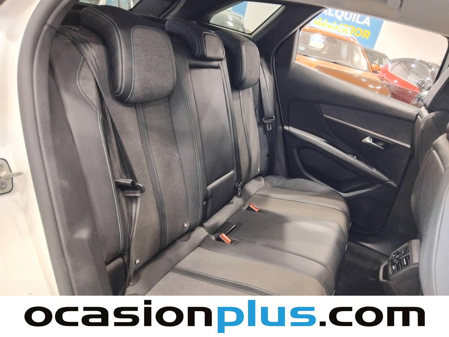Foto asientos traseros Peugeot 3008 Peugeot 3008 PureTech 130 S&S Allure Pack (130 CV)