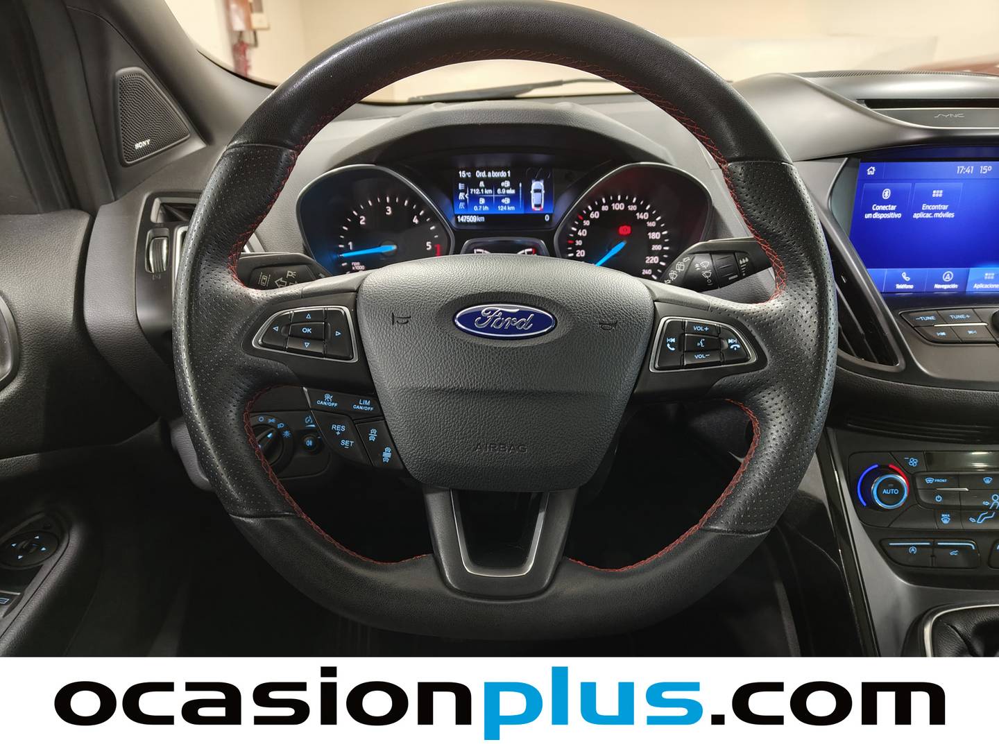 Foto Ford Kuga Ford Kuga 2.0 TDCI ST-Line Limited Edition 4x4 132 kW (180 CV)
