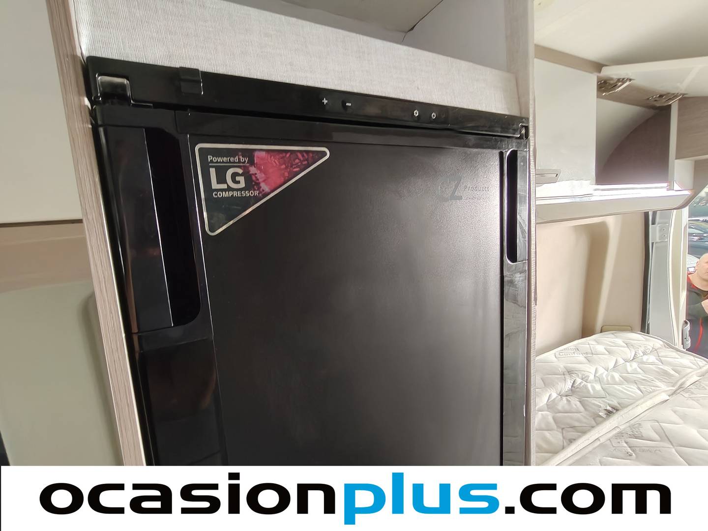 Challenger V114 Challenger V114 VIP (140 CV) 2 Plazas 140cv