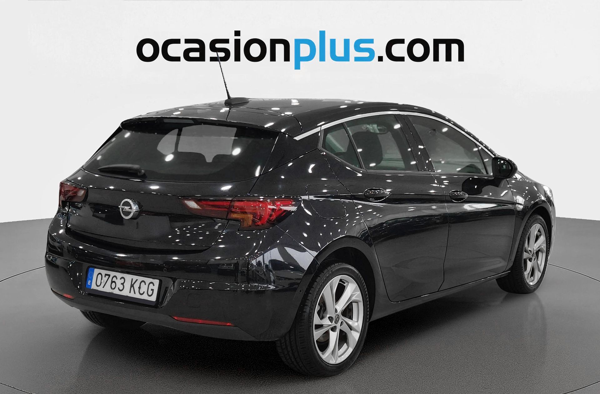 Opel Astra 1.6 CDTi Dynamic - foto 4