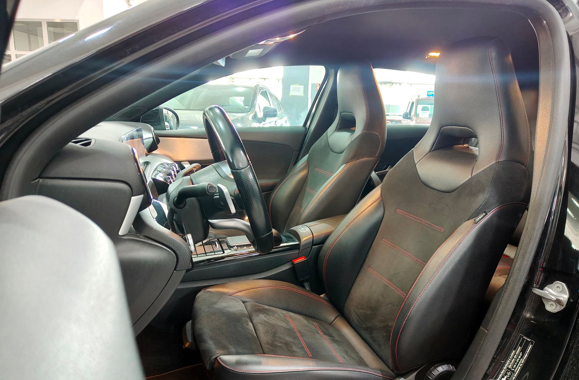 Mercedes-Benz Clase A 200 Pack AMG - foto 10