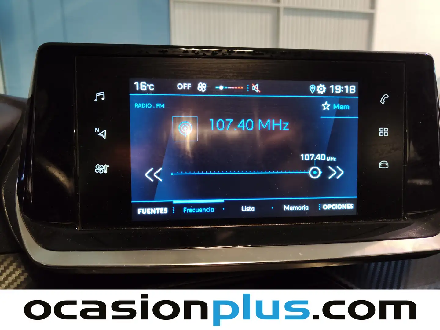 Foto Peugeot 208 Peugeot 208 BlueHDi 100 Active (100 CV)