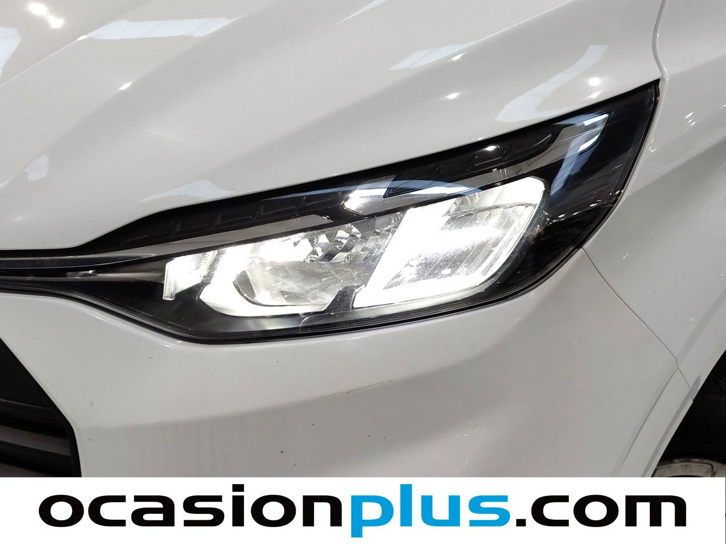 Foto Ford Transit Custom Ford Transit Custom Kombi 2.0 EcoBlue 320 L1 Trend (136 CV) 9 Plazas