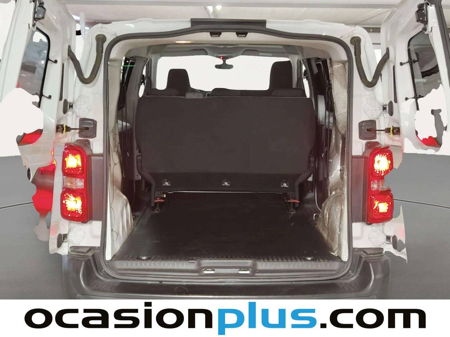 Foto asientos traseros Toyota Proace Toyota Proace Furgon 1.5 D Business (120 CV)