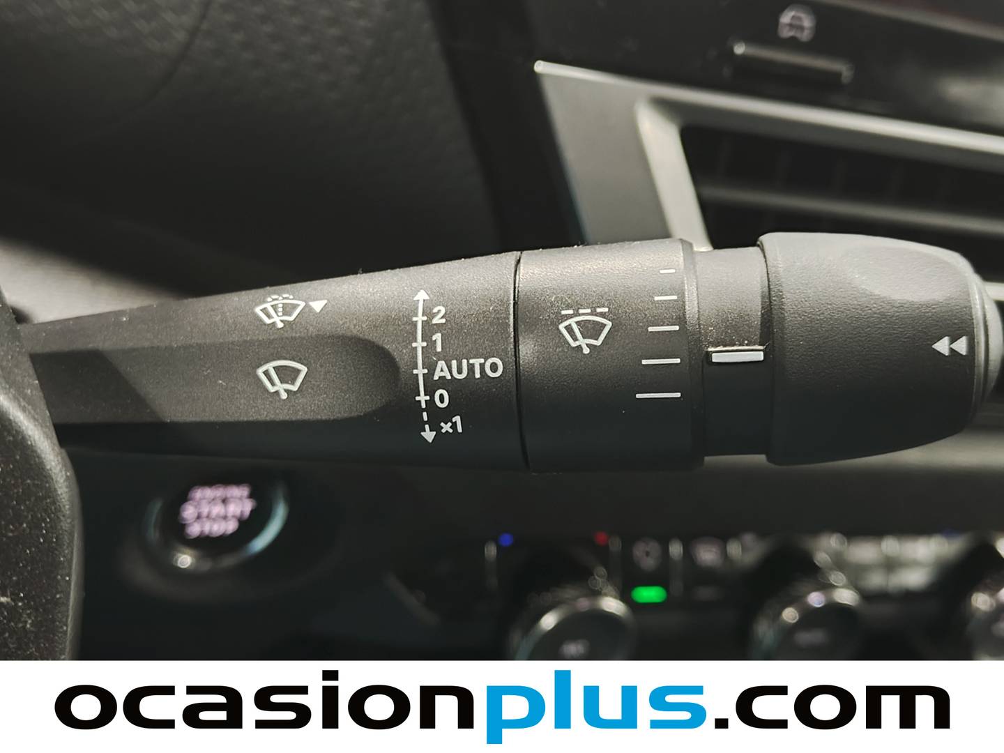 Foto Citroën C4 Citroen C4 PureTech 130 S&S Shine (130 CV)