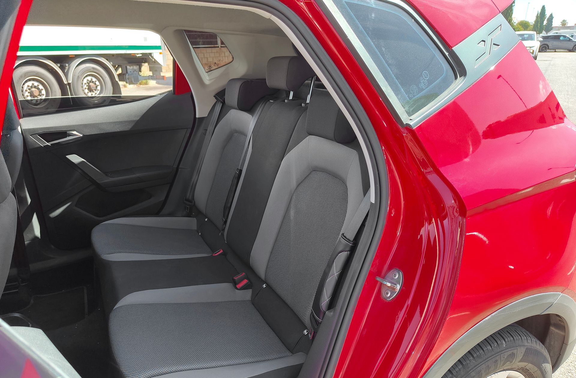 SEAT Arona 1.6 TDI Ecomotive Style - foto 11