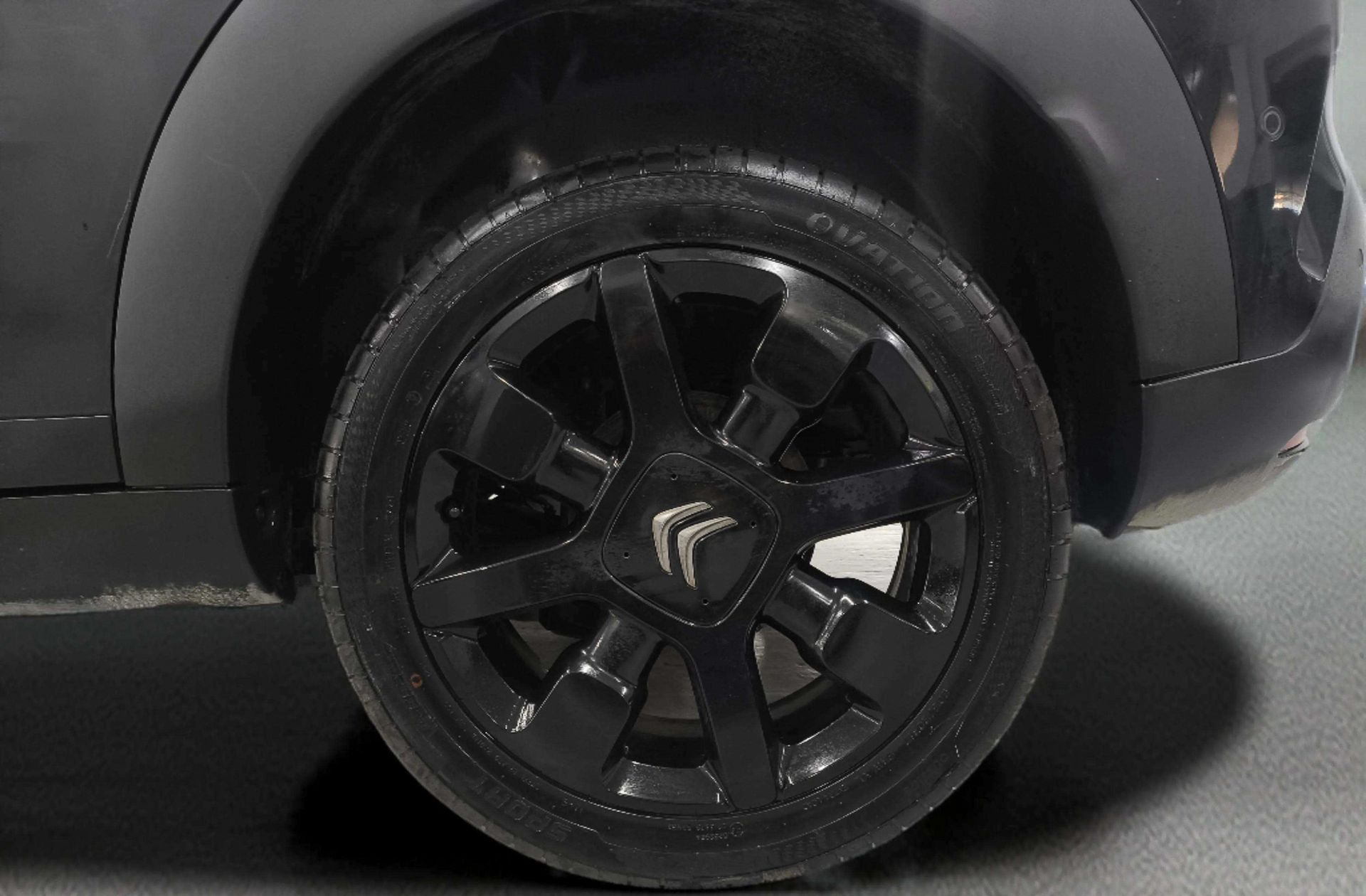 Citroën C4 Cactus BlueHDi 100 Shine - foto 32