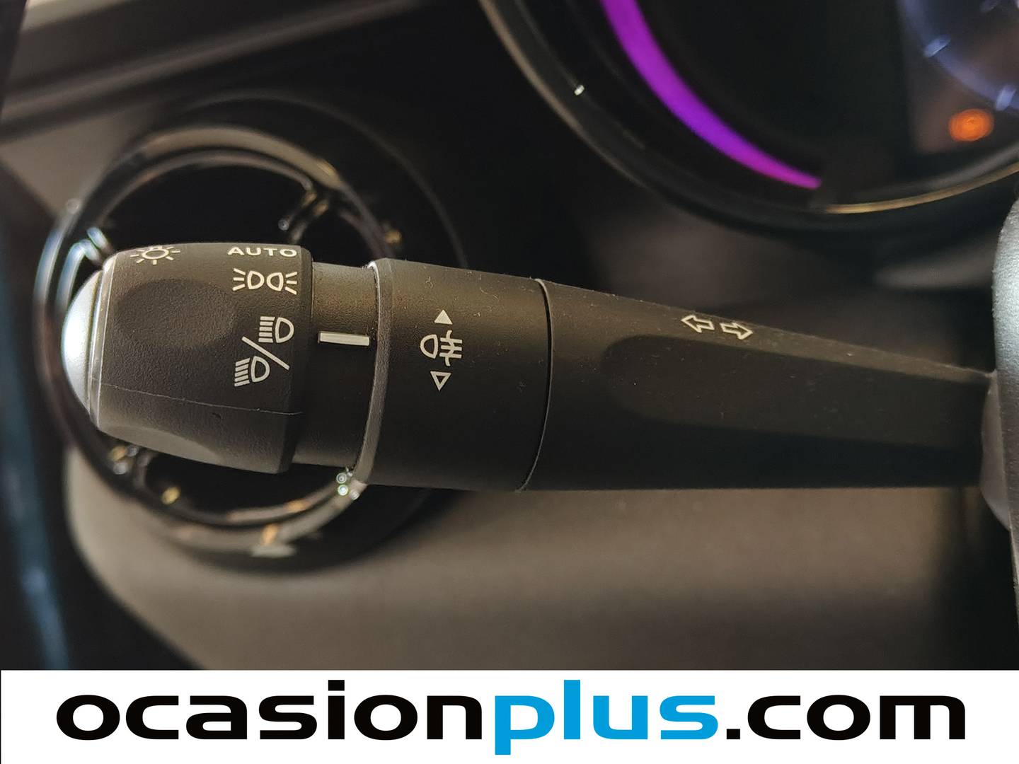 Foto Alfa Romeo Junior Alfa Romeo Junior 1.2 Ibrida Speciale Auto (136 CV)