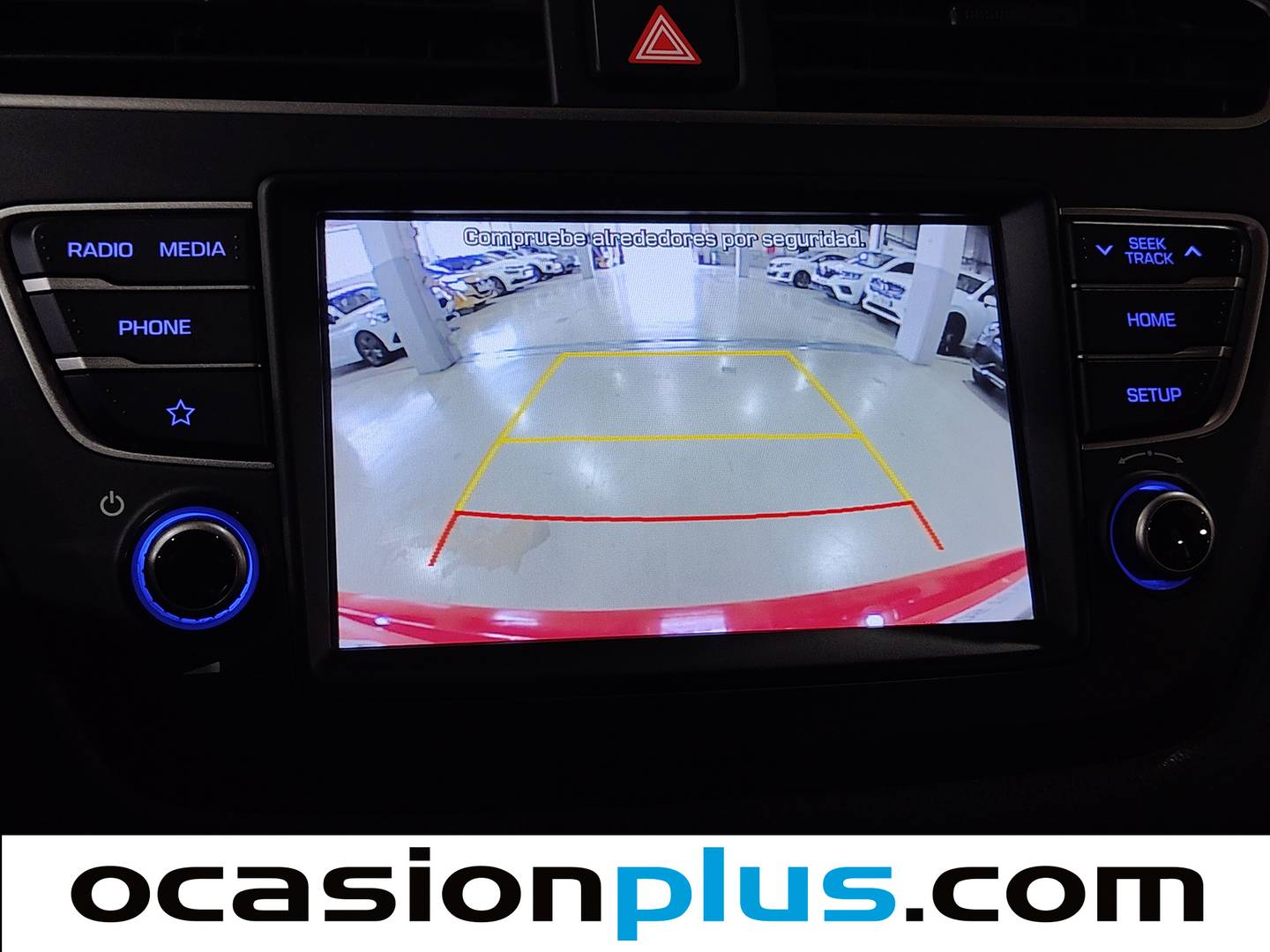 Equipamiento del Hyundai i20 Hyundai i20 1.2 MPI Essence LE (84 CV)