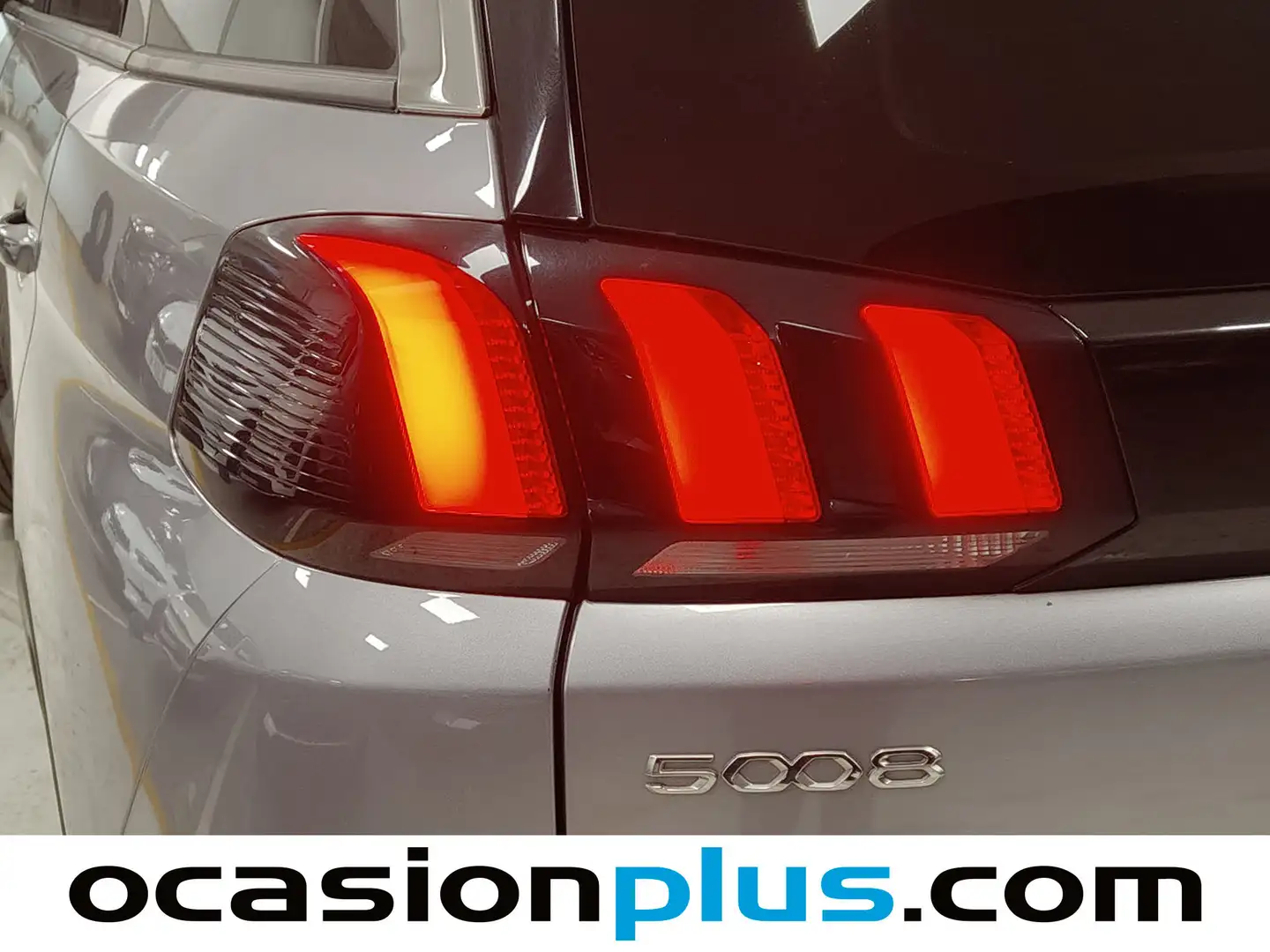 Foto Peugeot 5008 Peugeot 5008 PureTech 130 S&S Allure Pack EAT8 (130 CV) 7 plazas