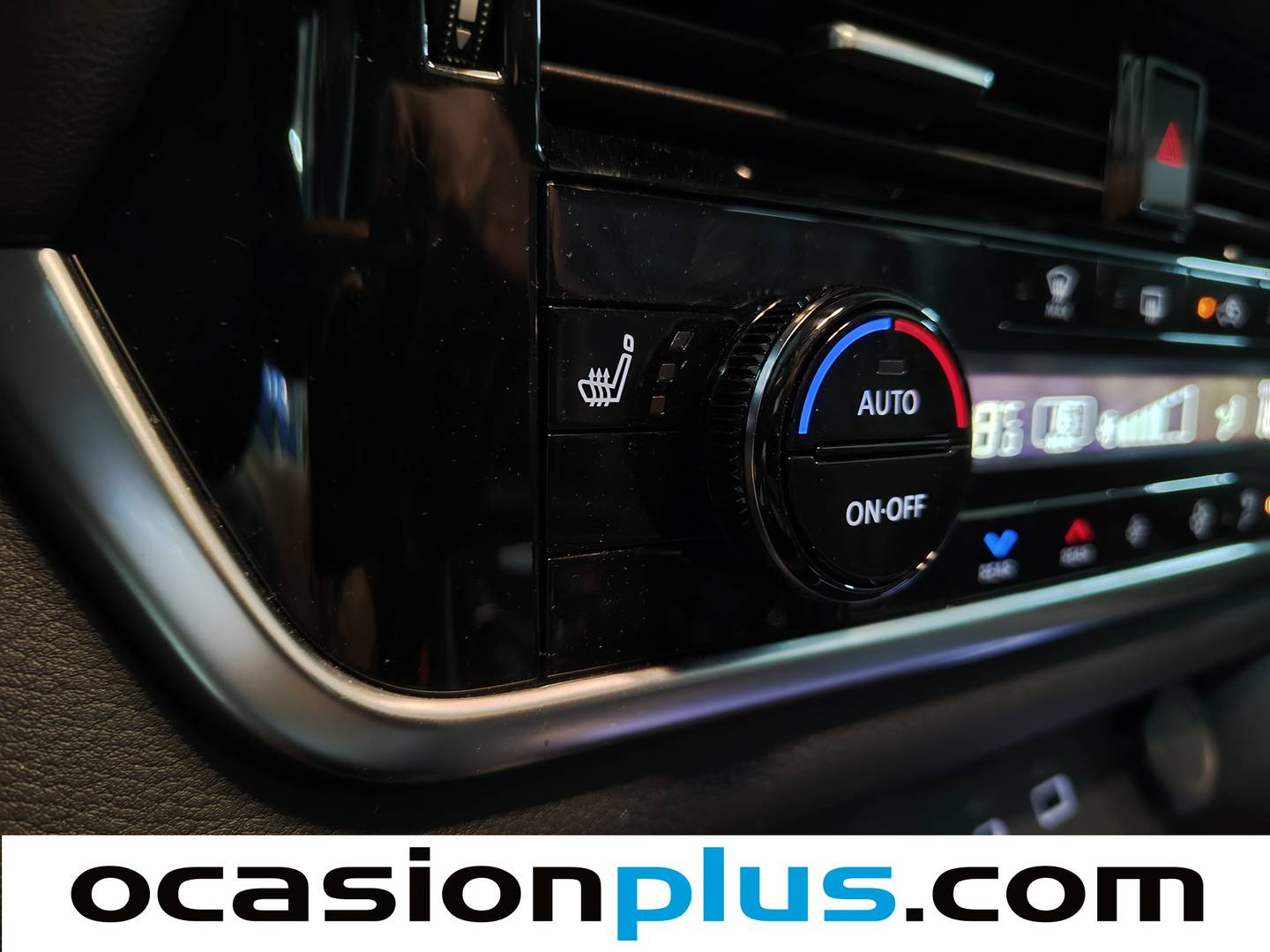 Extras y acabados del Nissan X-TRAIL Nissan X-Trail 1.5 e-POWER N-Connecta A/T (204 CV)