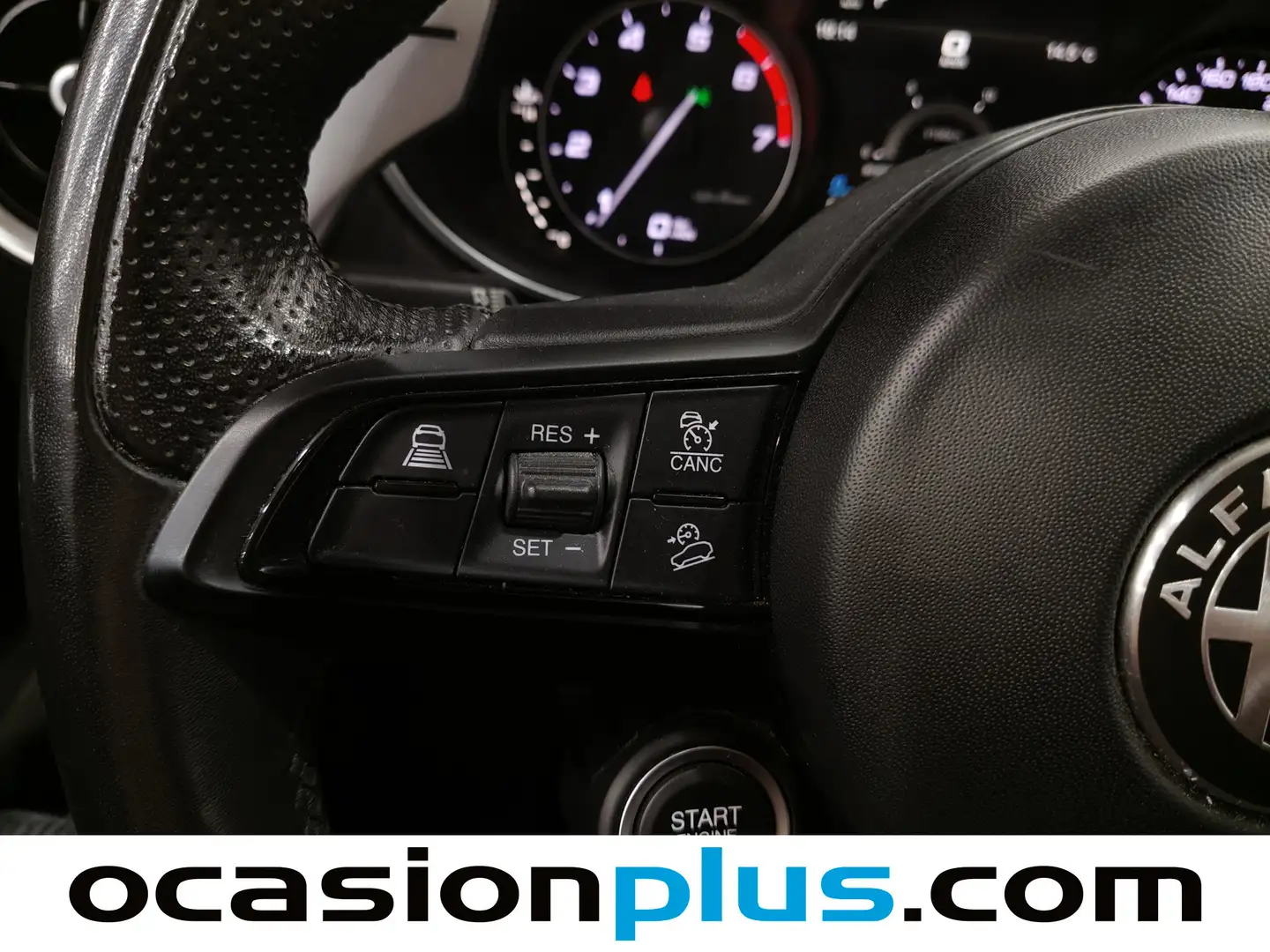 Foto Alfa Romeo Stelvio Alfa Romeo Stelvio 2.0 Gasolina Sprint Q4 Auto (200 CV)