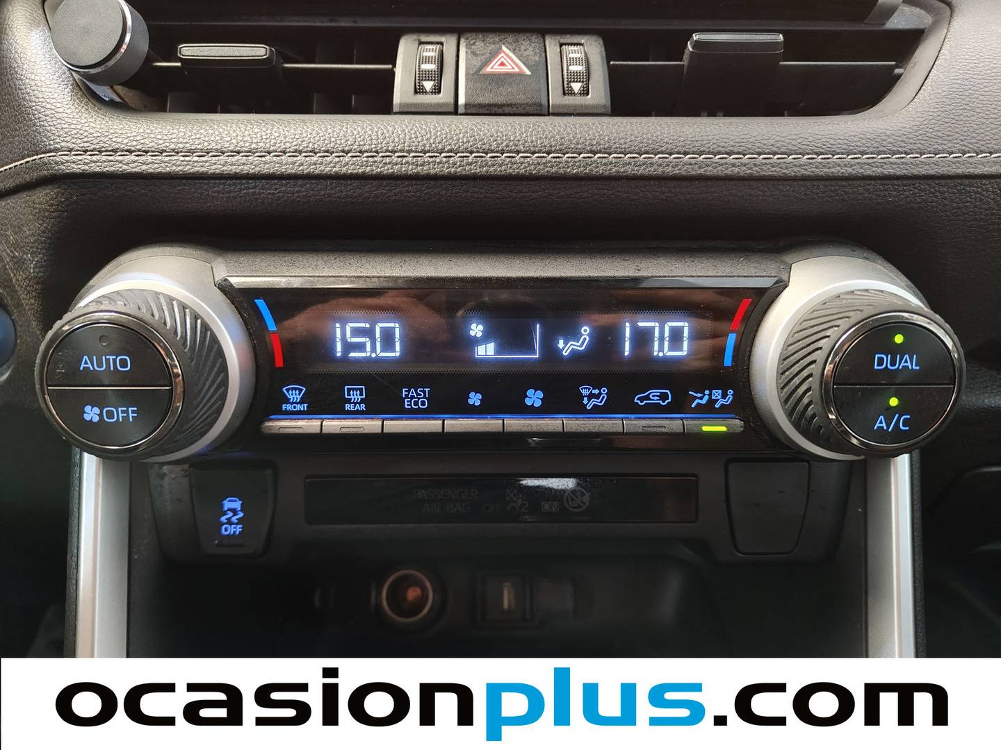 Foto Toyota Rav4 Toyota Rav4 220H Business 4WD (222 CV)