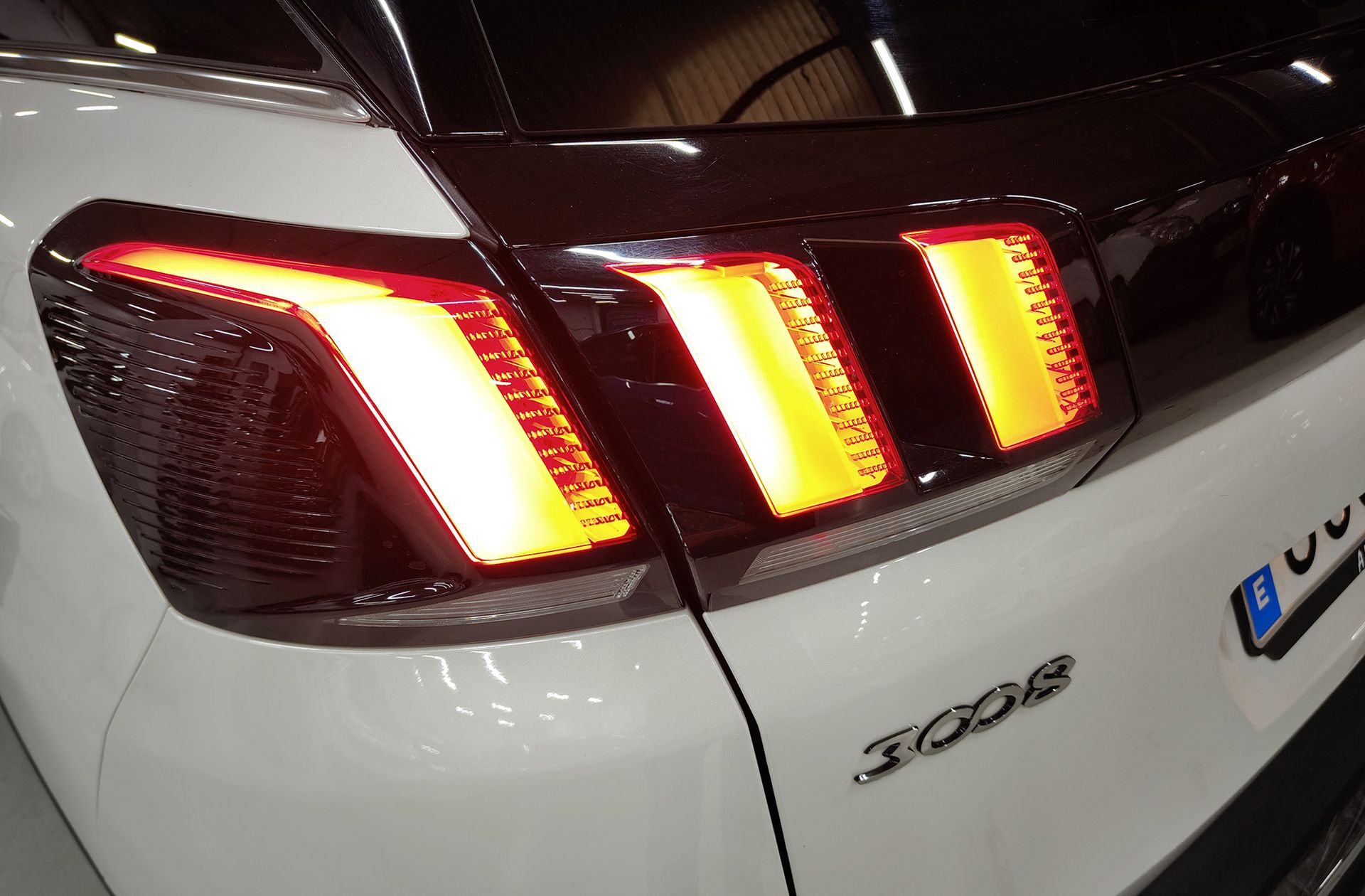 Peugeot 3008 BlueHDi 180 GT Line EAT8 - foto 17
