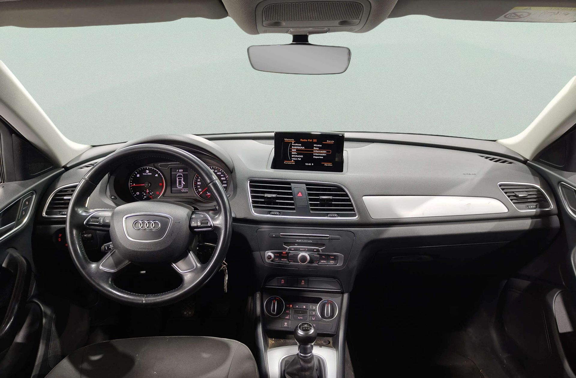 Audi Q3 2.0 TDI Attraction edition - foto 6
