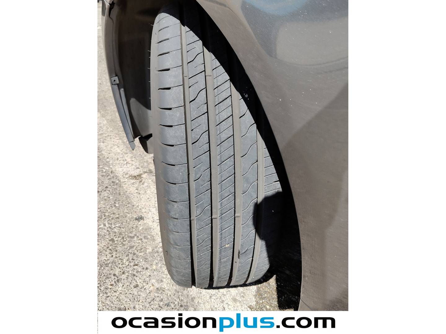 Toyota Avensis Toyota Avensis 120D Cross Sport Advance (124 CV) 2013