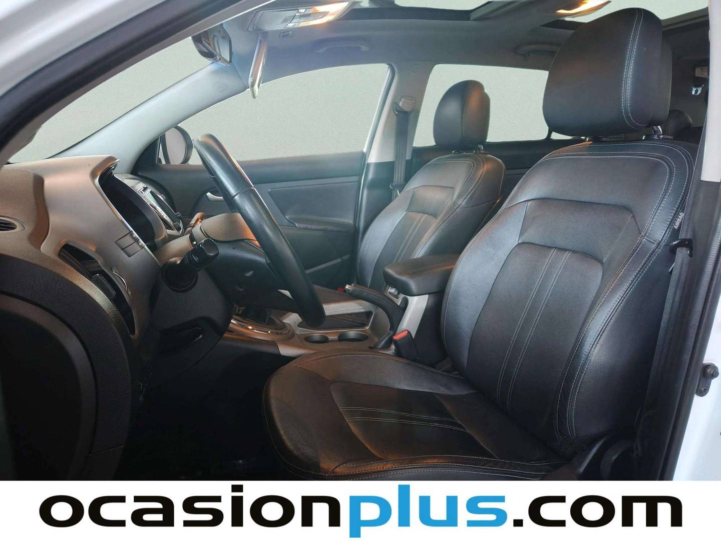 Foto asientos delanteros KIA Sportage KIA Sportage 1.7 CRDI VGT x-Tech Eco-Dynamic 4x2 (115 CV)