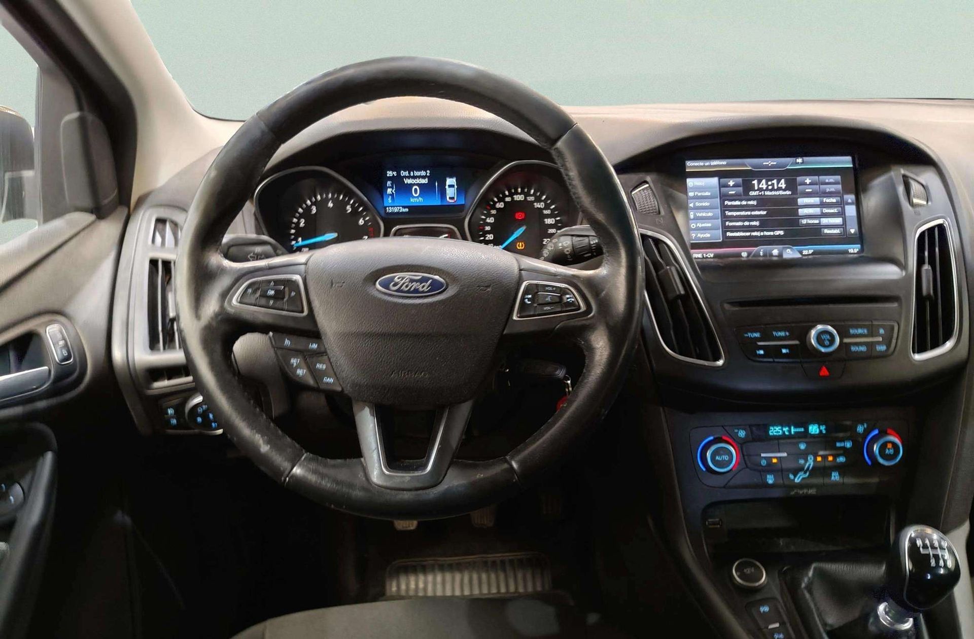 Ford Focus 1.0 EcoBoost Trend+ - foto 22