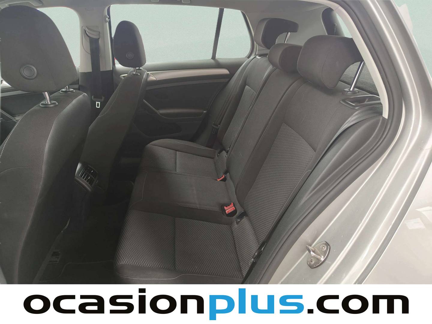 Foto asientos traseros Volkswagen Golf Volkswagen Golf Business & Navi 1.6 TDI (115 CV) DSG