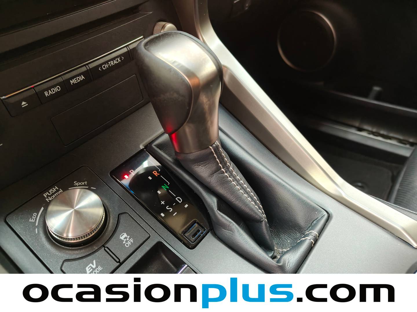 Lexus NX Lexus NX 300h Executive 4WD (197 CV) de segunda mano
