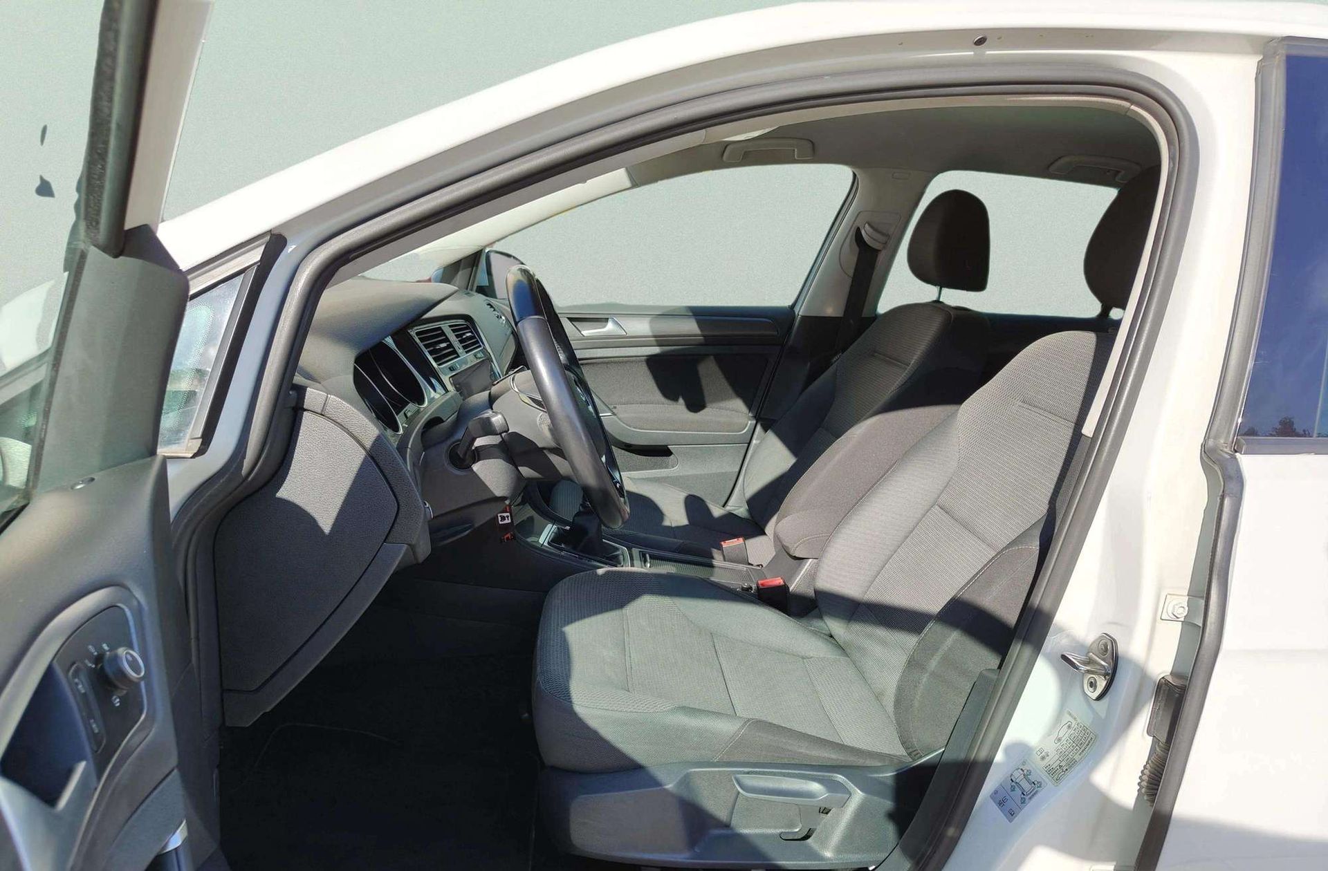 Volkswagen Golf Advance 1.4 TSI - foto 11