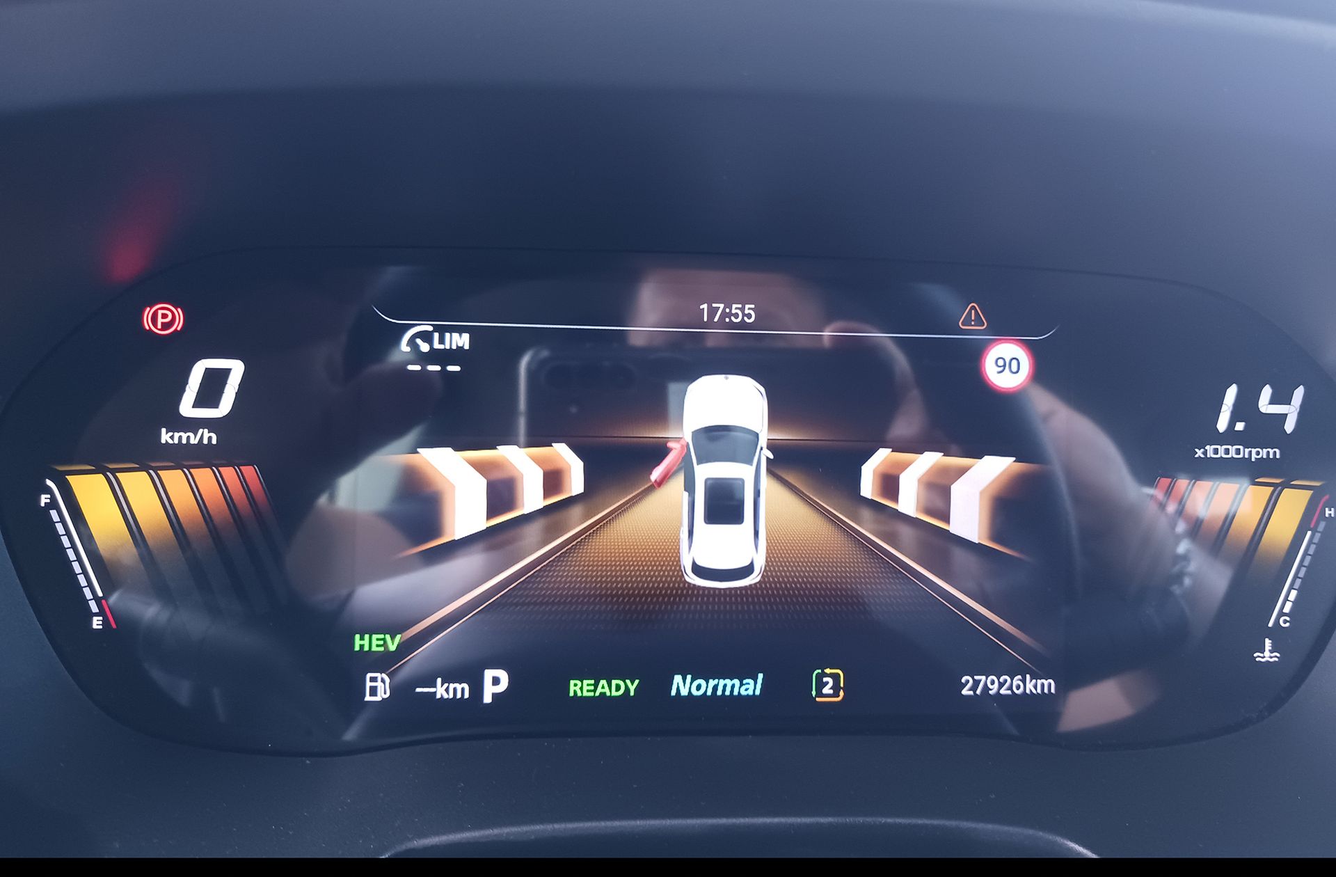 MG ZS 1.5 Hybrid+ Luxury - foto 22