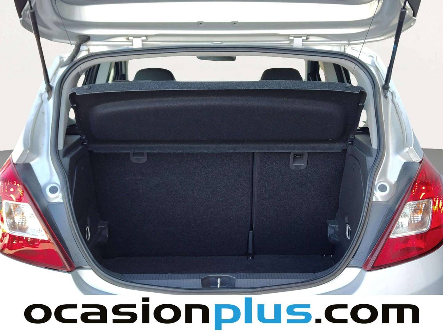 Fotos maletero Opel Corsa Opel Corsa 1.4 Cosmo (90 CV)