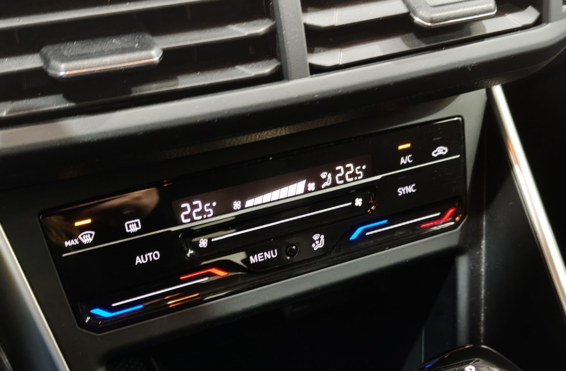 Volkswagen Polo ``más`` 1.0 TSI DSG - foto 32